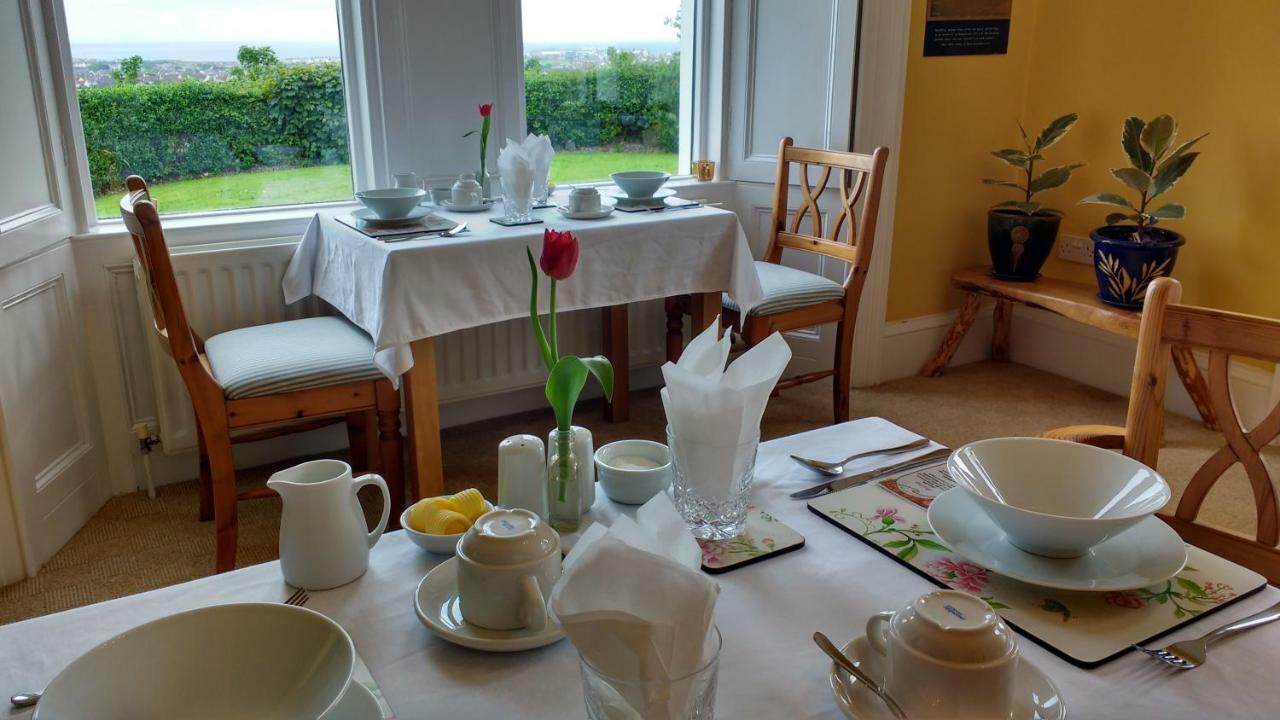 Bed and Breakfast Rush View à Portrush Extérieur photo