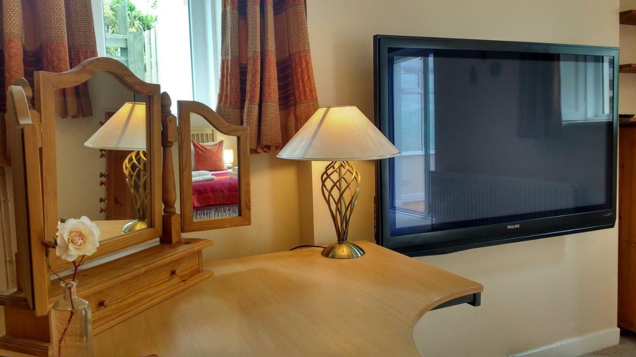 Bed and Breakfast Rush View à Portrush Extérieur photo
