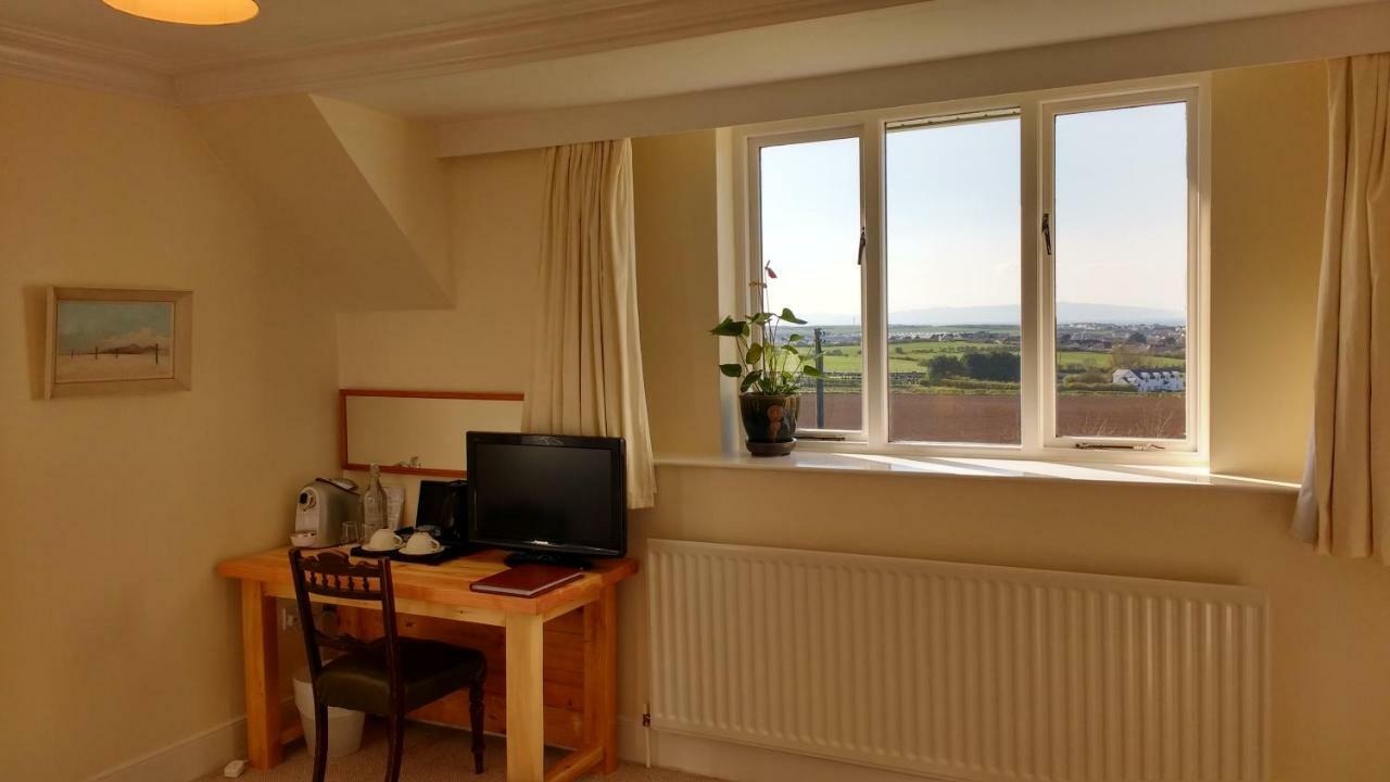 Bed and Breakfast Rush View à Portrush Extérieur photo